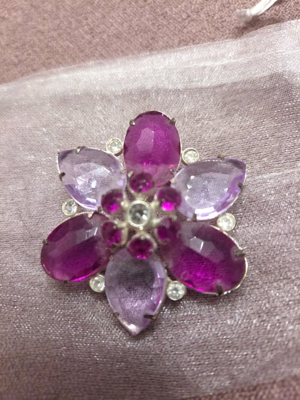 Vintage Silver Tone Orchid Purple Glass Crystal Flower Brooch Rhinestone Accent - Picture 2 of 4